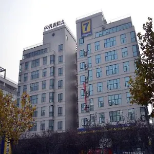 酒店 7天连锁酒店郑州高新区总部企业基地店, 郑州